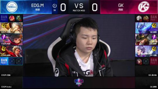 黑板君爱喝酸奶发布了一个斗鱼视频2018-05-23