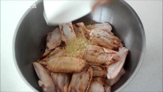 风蜜烤鸡翅