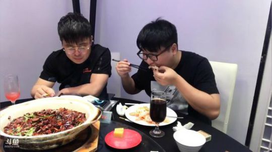 羽大炮：北京逛吃逛吃逛吃！ 2018-05-18 17点场