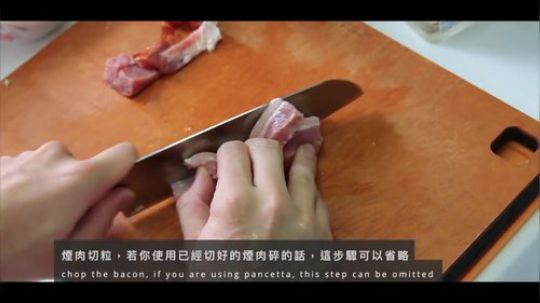 夜宵吃个大虾煮宽面，好久没吃海鲜(ˉ﹃ˉ)