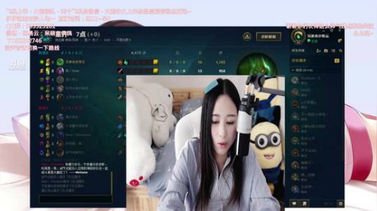 陪蒙蒙直到离鱼丶风风发布了一个斗鱼视频2018-05-25