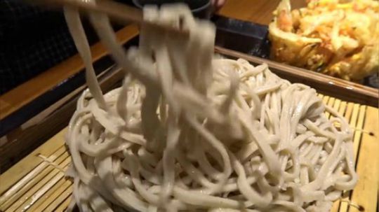 【寡默的美食家】很实惠的100%荞麦面 咖喱 天妇罗 at