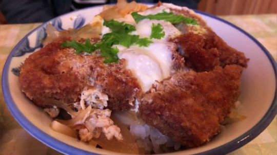 【啰嗦的美食家】山间小餐馆《山愛》（日语生肉）.