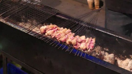 惊人的烹饪技巧！最美味的街头食品的世界
