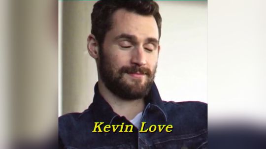 詹姆斯和库里他们夺冠之后有多开心?球迷整理三次骑士勇士夺冠!