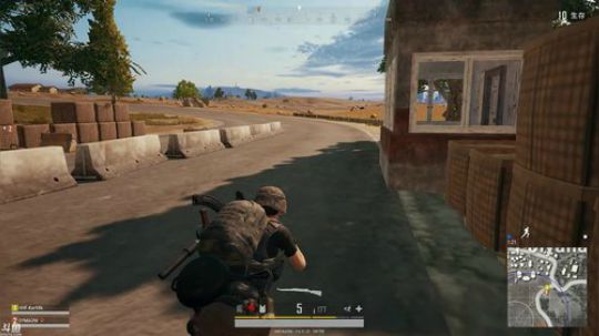 黄辉冯：全自动压枪怪~ 2018-05-30 00点场