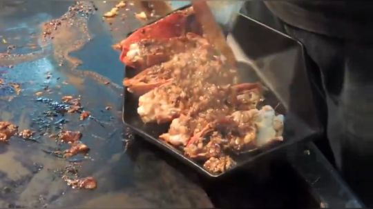 中国台湾路边小吃- KONA螃蟹海鲜街头食品看的我好饿！