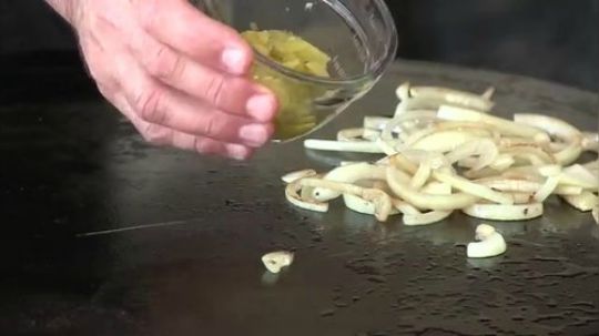 老板给的料实在太多了，都溢出来了，很牛掰的样子啊~