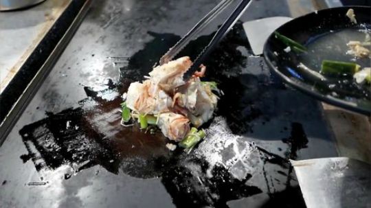 中国台湾路边小吃-看着流口水！台湾街头小吃竟然是帝王蟹！