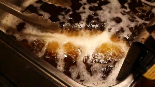 中国街头食品油炸玉米棒南宁