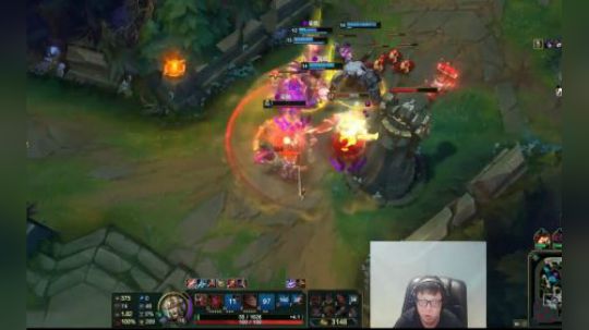 东北大鹌鹑英雄联盟LOL直播玩蛮王输了