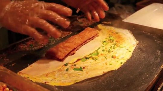 煎饼【那些爱上中国菜的人儿】(Street Food)