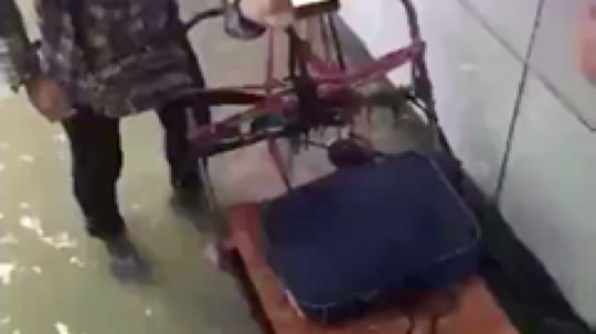 真是什么人都有，这商机可以