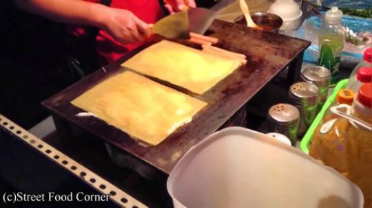 中国街头食品 - 烤冷面