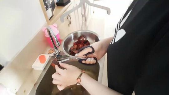 wuyu11223344发布了一个斗鱼视频2018-06-11