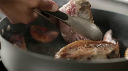 【美食系列短片】第三集·蜜桃烤肉