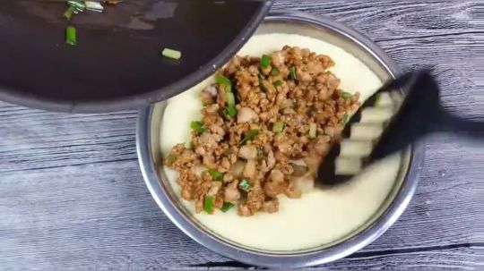 【经典美食】香炒猪肉碎与蒸蛋.