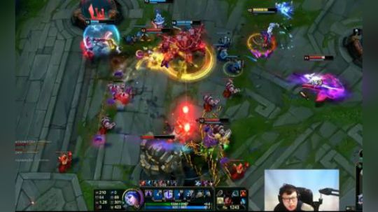 东北大鹌鹑英雄联盟LOL直播刀锋舞者精彩教学轻松胜利