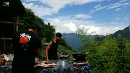 老乡是队长教他看直播 2018-06-28 14点场