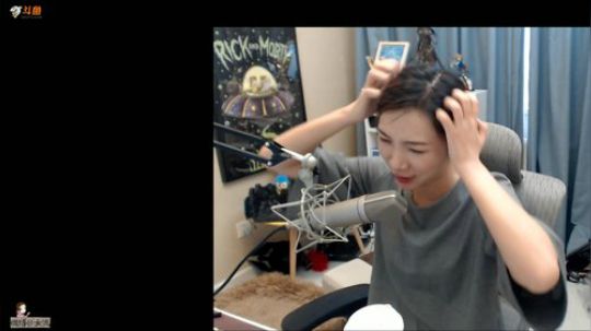 HHHISHHH发布了一个斗鱼视频2018-06-30