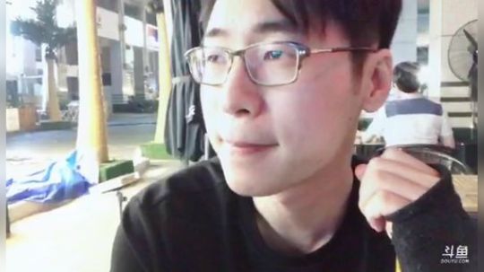 1001708的直播间 2018-07-10 22点场
