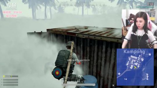 闲本教科书级别的利用地形单人反杀吃鸡！