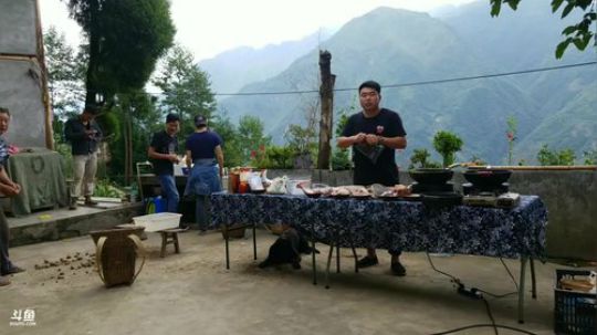 重新换个小山村 2018-07-14 15点场