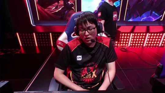 liyunanhj发布了一个斗鱼视频2018-07-14