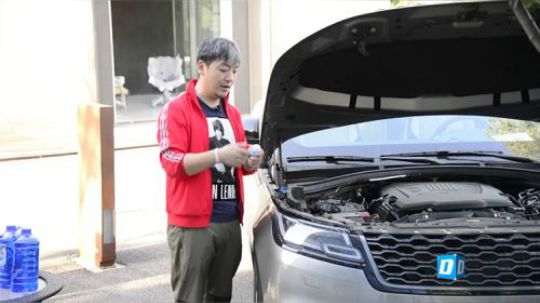 看完这个，你还用洗洁精兑水当玻璃水吗？