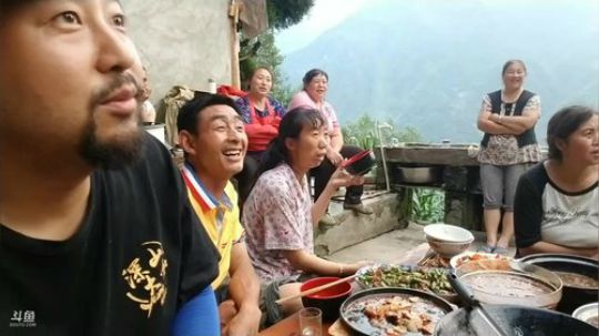 一顿可口的下午饭 2018-07-14 19点场