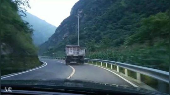 水友过来一起上山做饭 2018-07-17 20点场