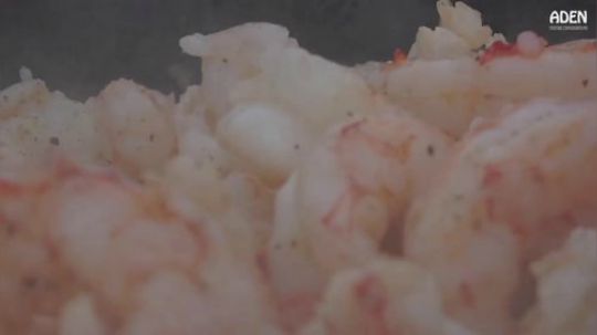 【营火美食】香辣蒜煎香虾