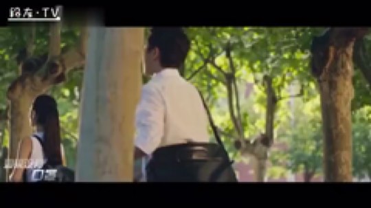 来，我也给你带个口罩。[亲亲]