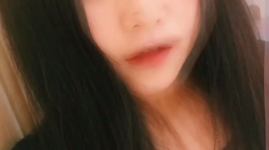 想念的双手放哪？不知道……晕