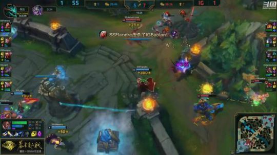 我在斗鱼看英雄联盟官方赛事直播英雄联盟