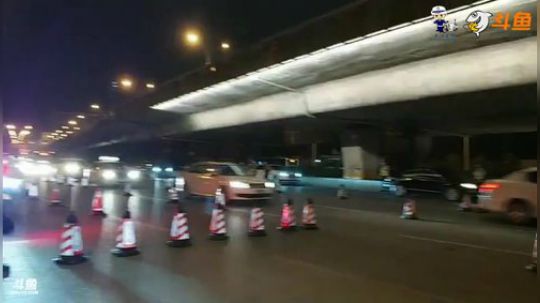 冯提莫体验交警酷暑夜查酒驾！ 2018-07-29 20点场