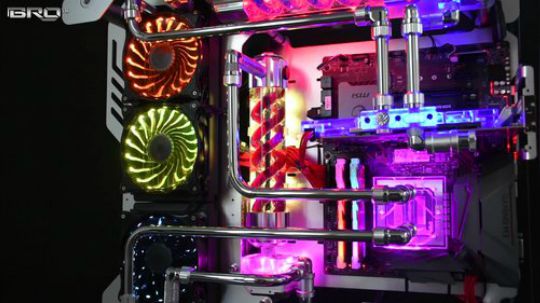 【BRO兄弟水冷定制】 炽果ZC-01 主机展示