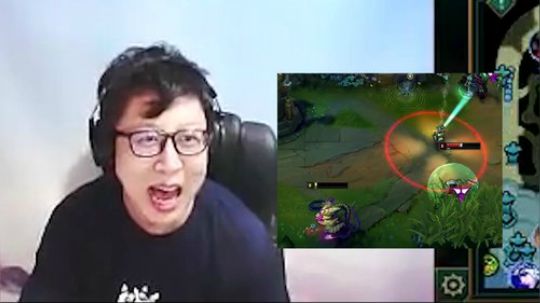 0802 东北大提莫面对四人包夹用嘴输出强势换掉两人
