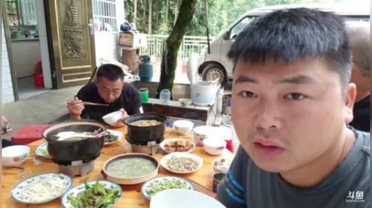 收笼子摸鱼， 2018-08-05 08点场