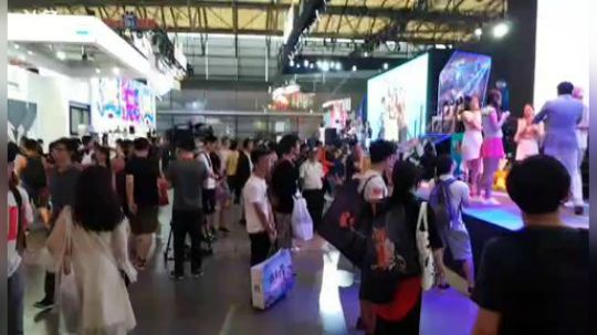 我带你们玩CJ。 2018-08-03 15点场