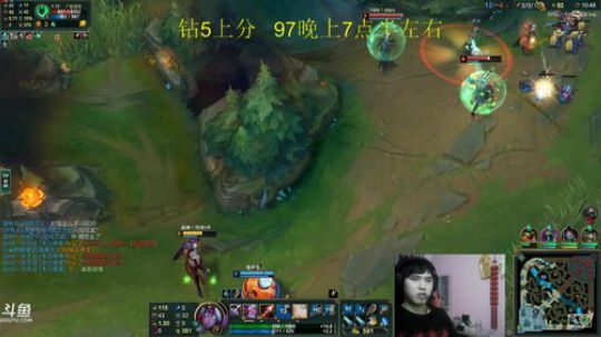 我在斗鱼看战神_河池VR直播格斗游戏