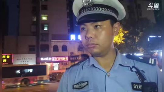 东新公安 黑车整治 2018-08-09 19点场