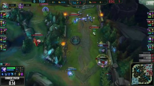 我在斗鱼看英雄联盟官方赛事直播英雄联盟