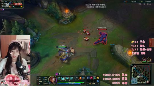 瓜皮V：小哥哥什么时候办卡啊 2018-08-11 19点场