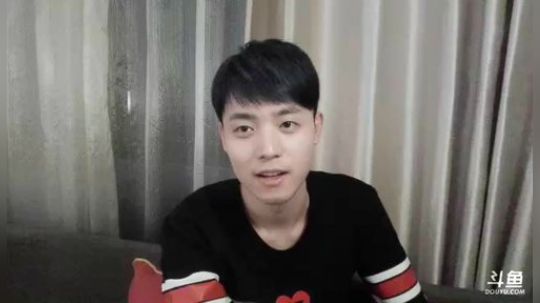 解说十一：聊天补时长。。。 2018-08-17 21点场