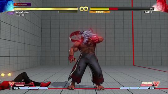 强角色豪鬼的强袭套路!街霸5豪鬼压制后受身左右择套路教学!