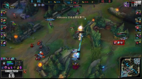 我在斗鱼看英雄联盟官方赛事直播英雄联盟