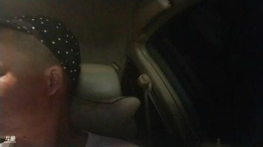 回家咯，吃吃饭聊聊天 2018-08-22 23点场