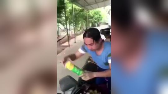 约会去 别拦我