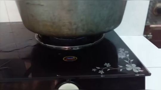 【流口水系列】用啤酒清蒸两只大龙虾，没见过吧？